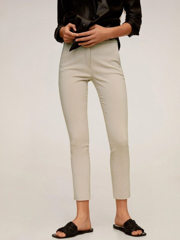 MANGO Women Skinny Fit Solid Cropped Trousers