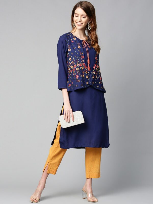 HERE&NOW Women Solid Straight Kurta with Ethnic Jacket