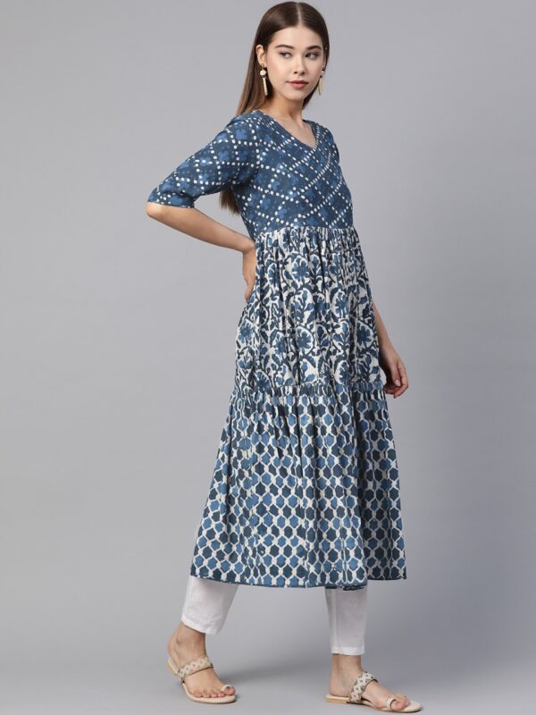 Sangria Women Dyed Tiered Bagru Print A-Line Sustainable Kurta