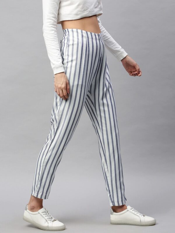 HERE&NOW Women Regular Fit Striped Cropped Regular Trousers