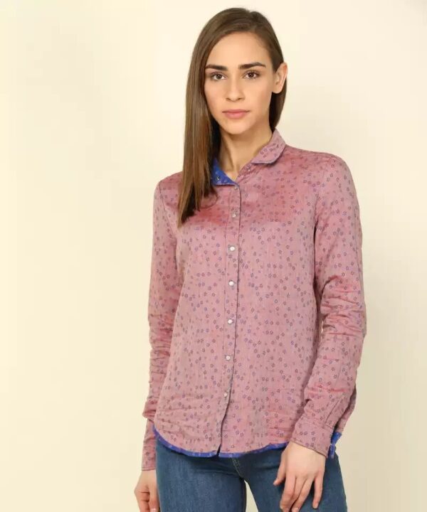 LEVI"S  Women Regular Fit Self Design Casual Shirt