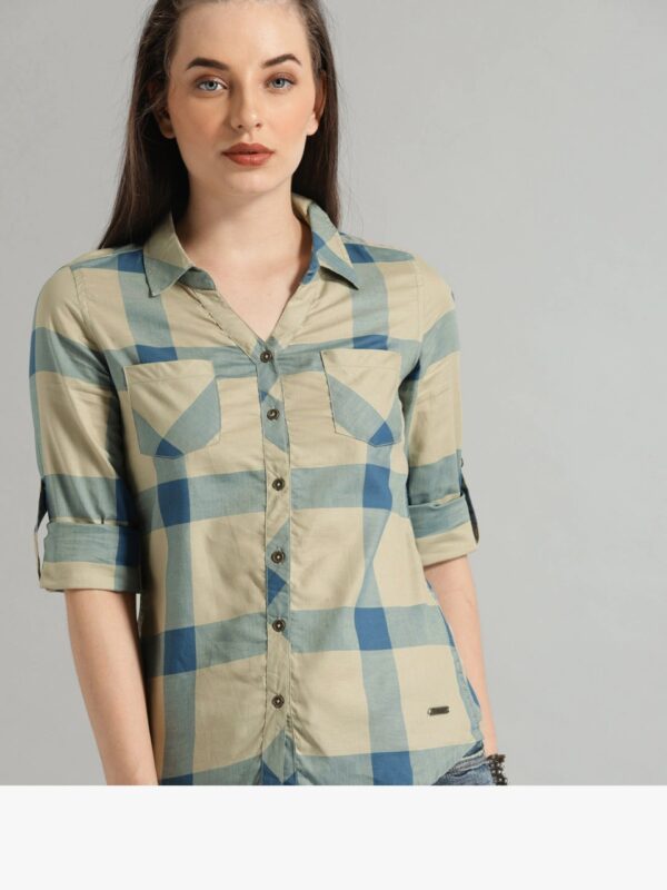 Roadster Women Slim Fit Checked Sustainable Casual Shirt