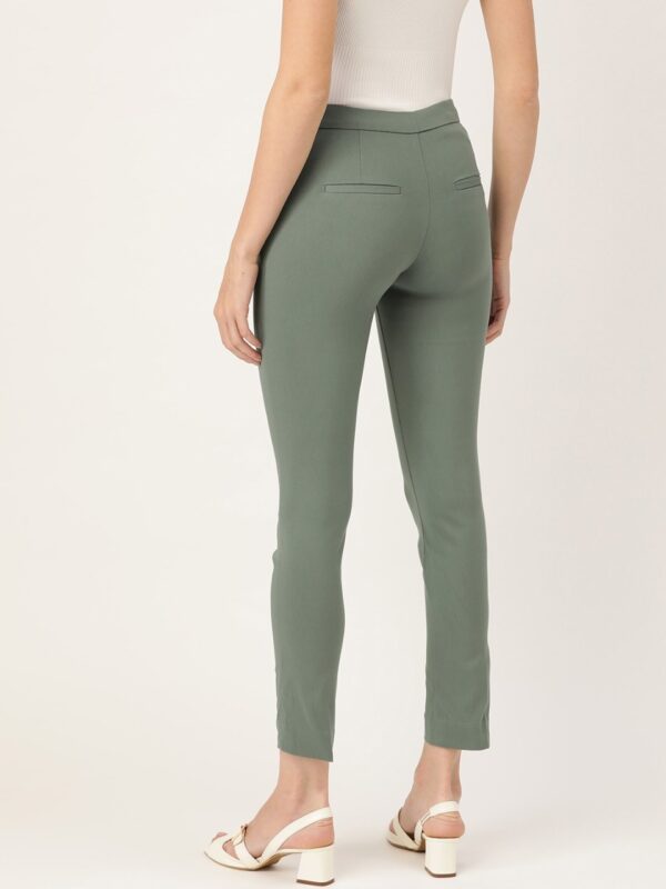 MANGO Women Skinny Fit Solid Regular Trousers