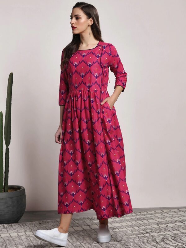 Sangria Women Printed Fit and Flare Dress