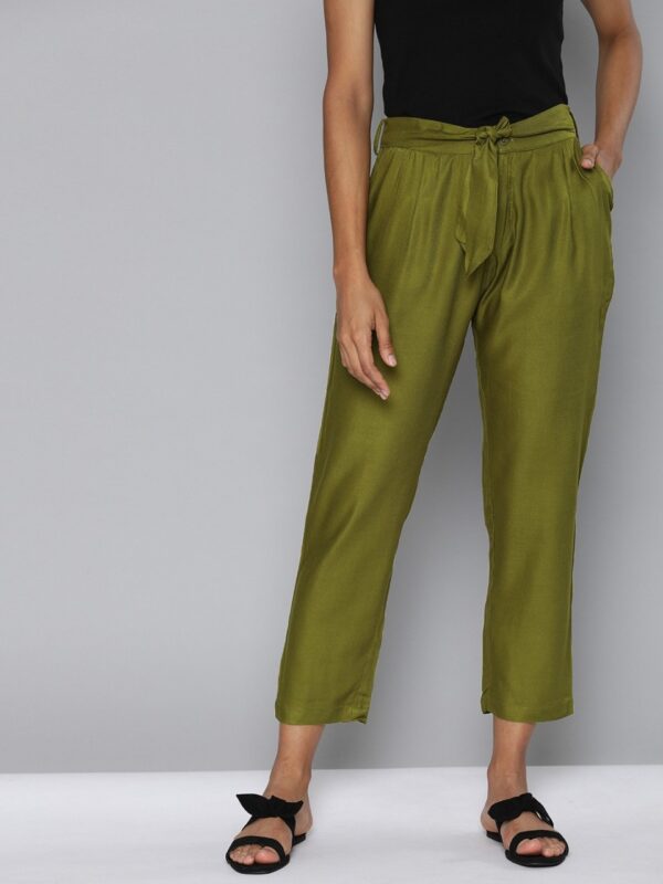 HERE&NOW Women Regular Fit Solid Cropped Parallel Trousers