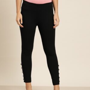 all about you Woman"s Black Solid Jeggings