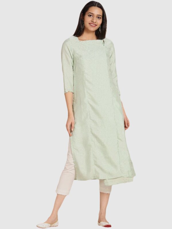 IMARA Women Solid Chanderi Straight Kurta