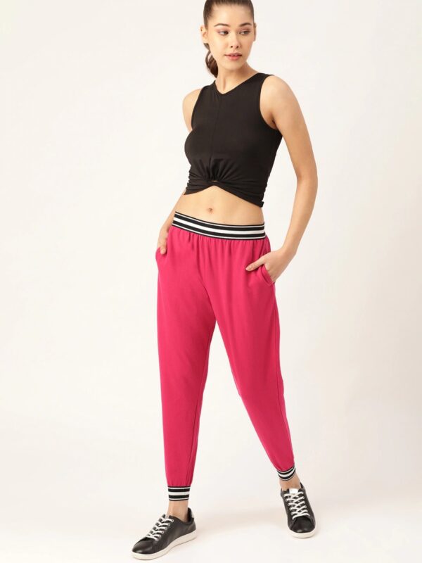 DressBerry Women Solid Cropped Track Pants