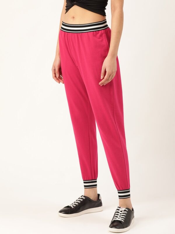 DressBerry Women Solid Cropped Track Pants