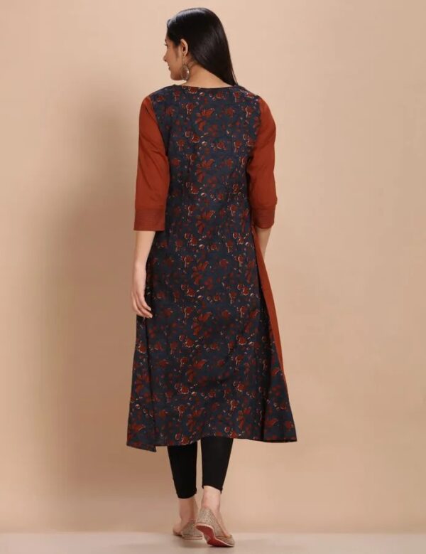 Imara Women Round Neck Printed Kurta