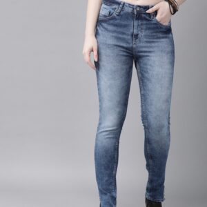 Roadster Women Skinny Fit Mid-Rise Clean Look Stretchable Jeans