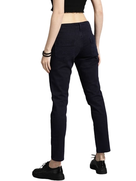 Roadster Women Slim Fit Mid-Rise Clean Look Stretchable Jeans