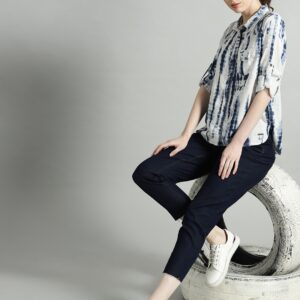 Roadster The Lifestyle Co Women Dyed Casual Shirt