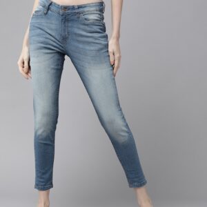 Roadster Women Skinny Fit Mid-Rise Clean Look Stretchable Cropped Jeans