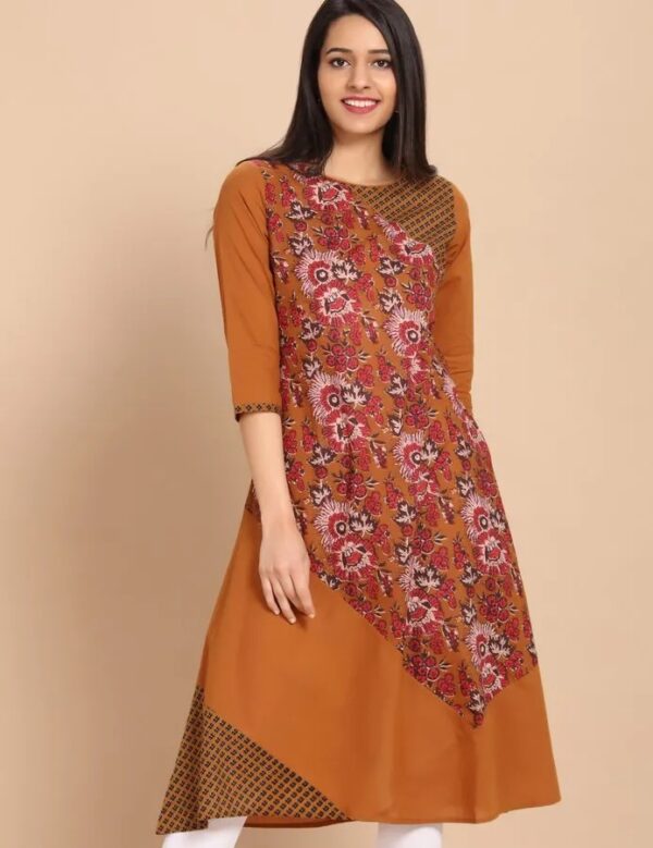 Imara Women Round Neck Printed Kurta