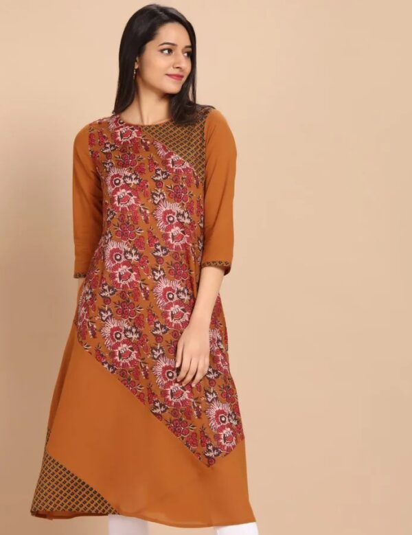 Imara Women Round Neck Printed Kurta