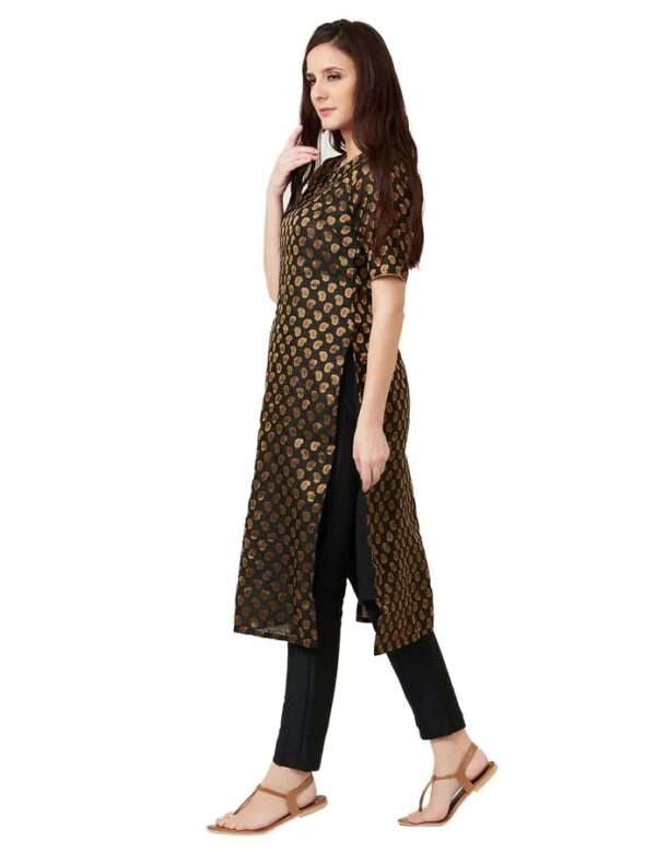 IMARA  Women Kurta and Pant Set Jacquard