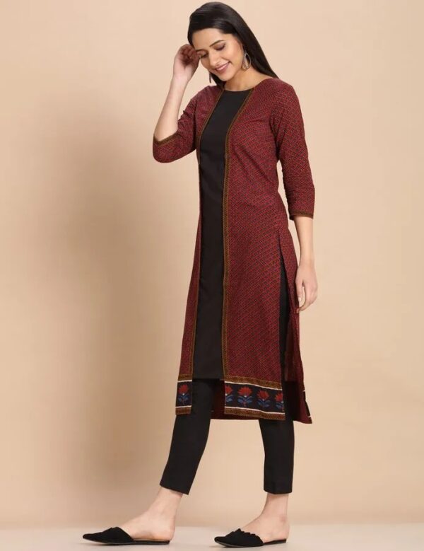 Imara Women Round Neck Printed Kurta