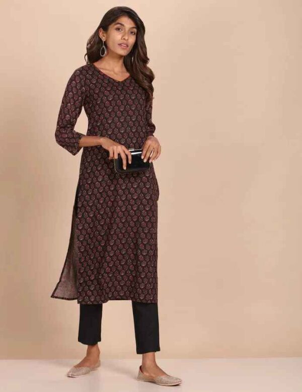 Imara Women V-Neck Printed Suit Set