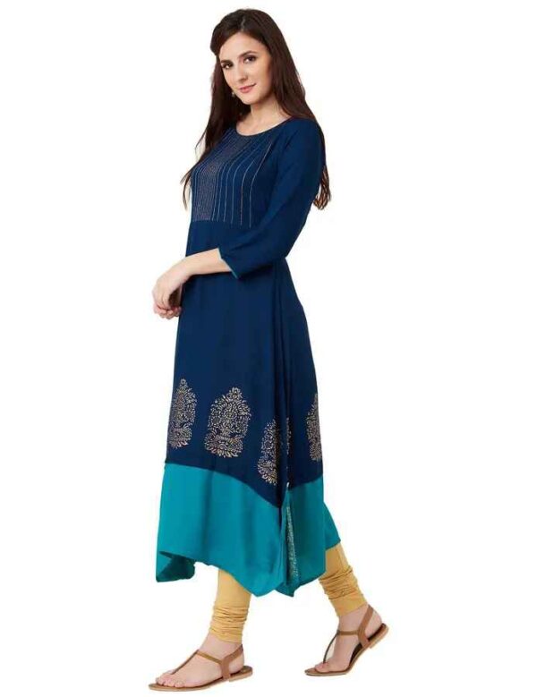 Imara Women Round Neck Solid Kurta