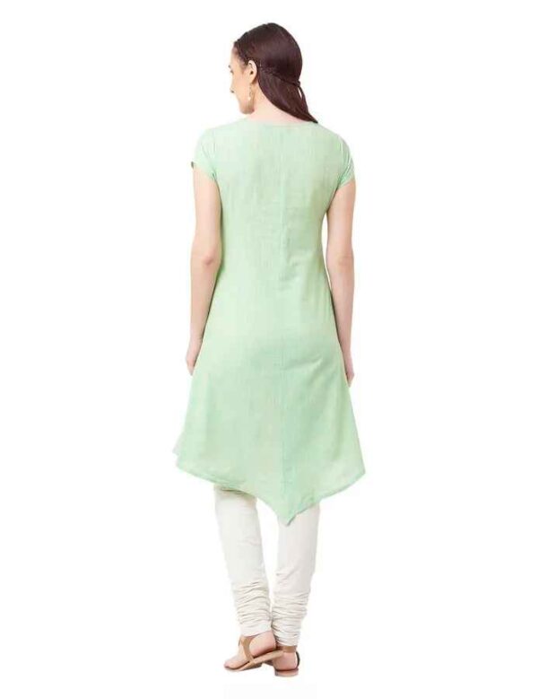 Imara Women Round Neck Solid Kurta