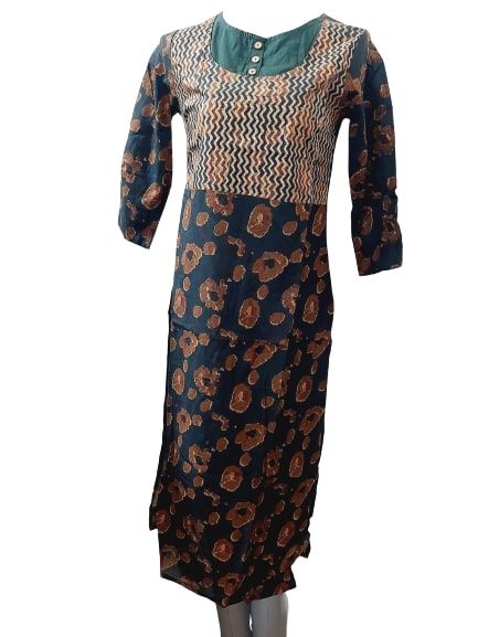 Previous Next Imara Women Round Neck Printed Kurta