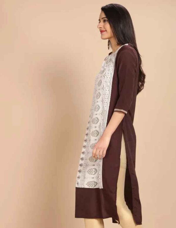 Imara Women Round Neck Printed Kurta