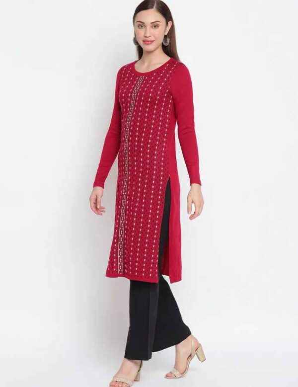 Imara Women Round Neck Printed Kurta