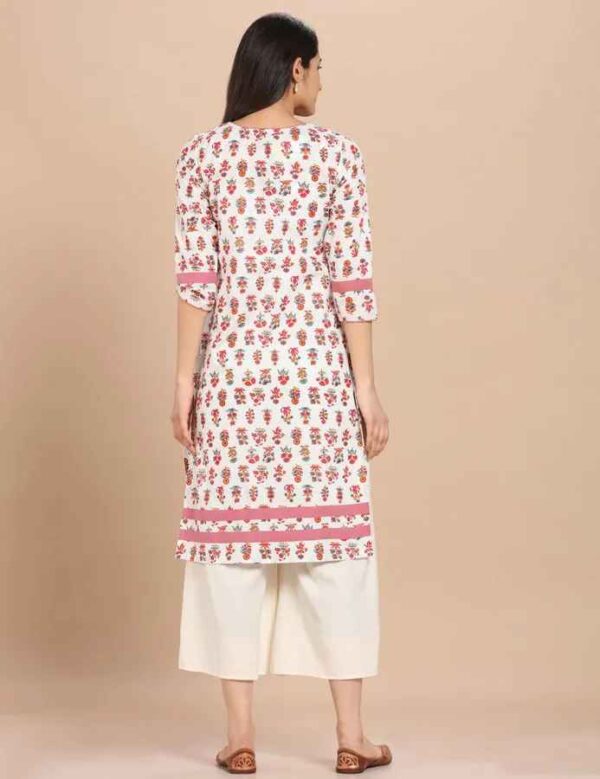 Imara Women Round Neck Printed Kurta