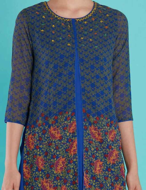 Imara Women Round Neck Printed Kurta