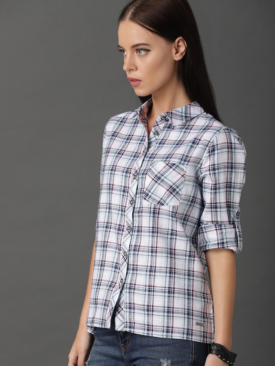 Roadster Women Fit Checked Casual Shirt with Back Detail