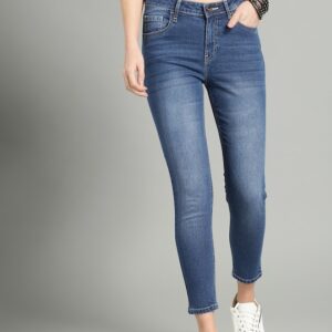 Roadster Women Skinny Fit Heavy Fade Stretchable Jeans