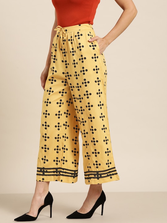 Sangria Women Geometric Printed Palazzos