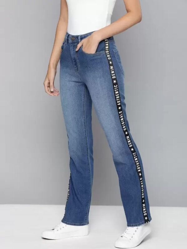 HERE&NOW  Women Regular Mid Rise Jeans