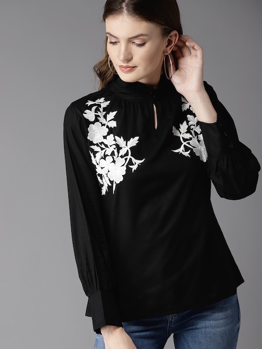 HERE&NOW Power Of Flower Embroidered Top