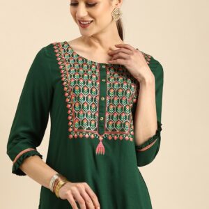 Anouk Women Ethnic Motifs Yoke Design Thread Work Kurta