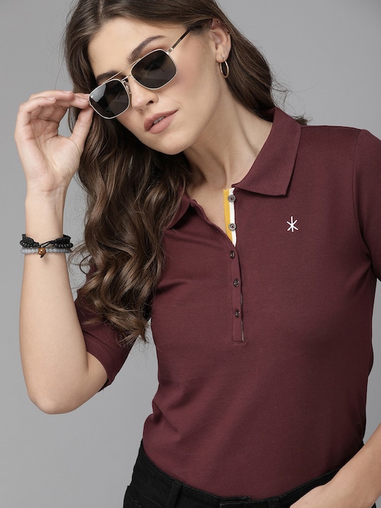 Roadster Women Solid Polo Collar T-shirt