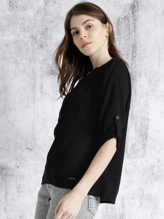 Roadster Black Top With Roll-Up Sleeves