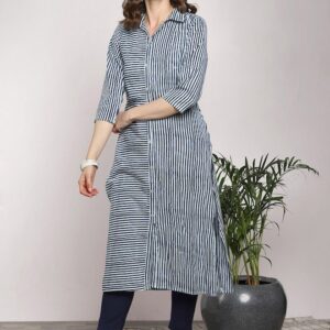 Sangria Women Pure Cotton Striped Straight Kurta