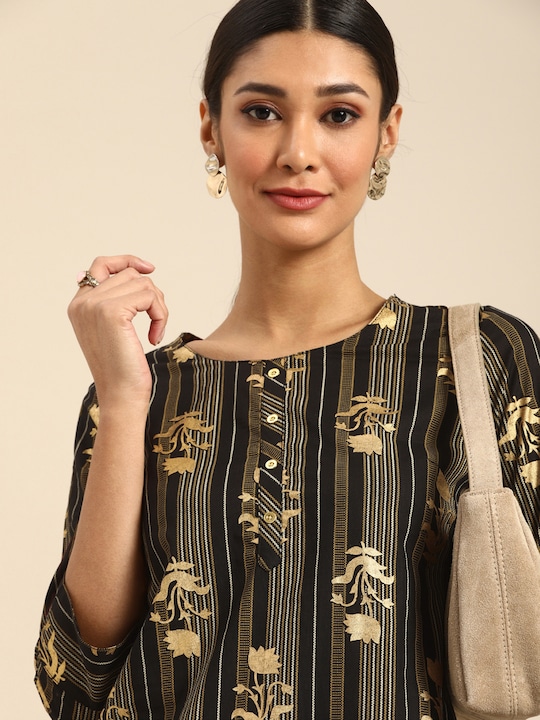 Anouk Women Floral Printed Kurta with Palazzos