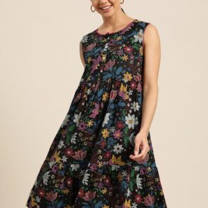 Sangria Black Floral Print A-Line Dress