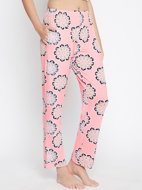 Clovia Women Printed Cotton Lounge Pants