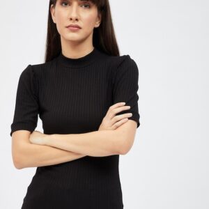 Harpa High Neck Fitted Top