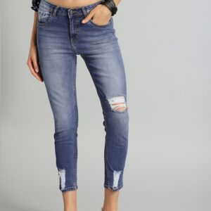 Roadster Women Skinny Fit Mid-Rise Mildly Distressed Stretchable Cropped Jeans