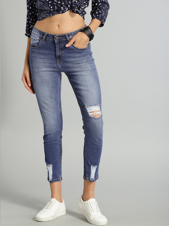 Roadster Women Skinny Fit Mid-Rise Mildly Distressed Stretchable Cropped Jeans