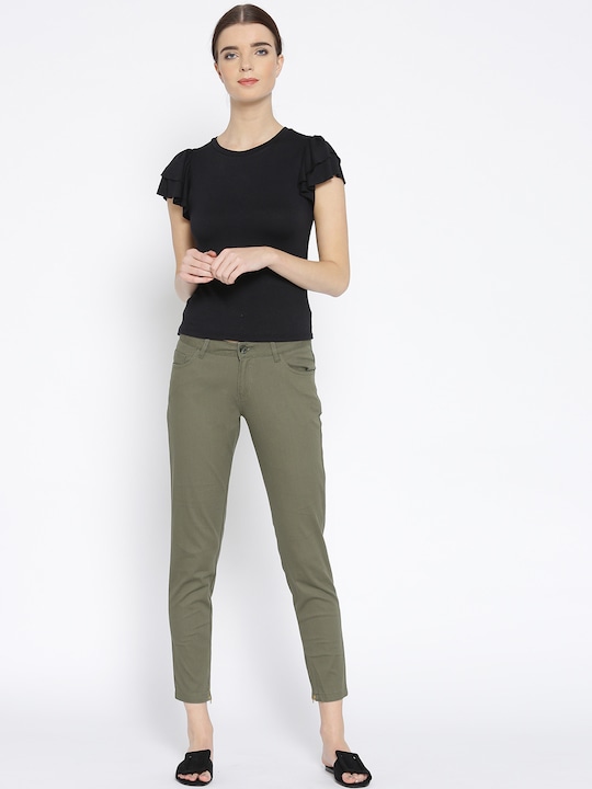 Wills Lifestyle Women Slim Fit Solid Cropped Trousers