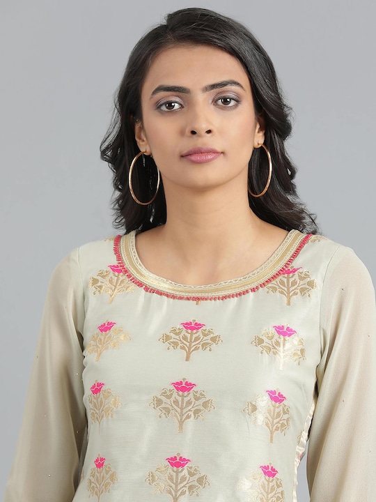 WISHFUL Women  Woven Design Jacquard Straight Kurta