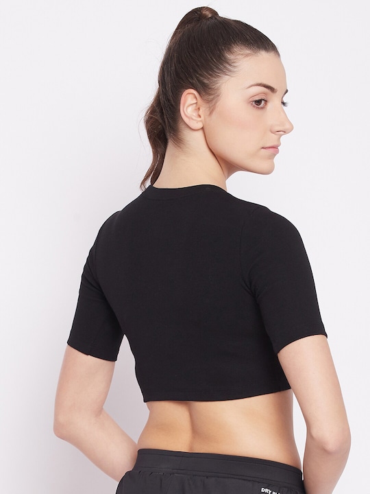 ATHLISIS Black Knitted Fitted Crop Top