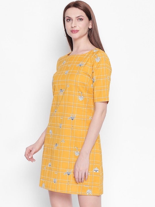 AKKRITI BY PANTALOONS Women Checked Fit and Flare Dress