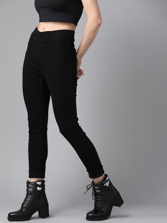 Roadster Women Solid Knitted Jeggings